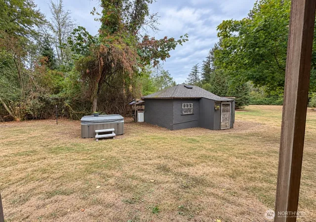 Photo 4 of Single family home for sale at 9425 Dahl Ln, Blaine, WA 98230 | MLS# NWM2584440 | Listing updated on 2026-09-24