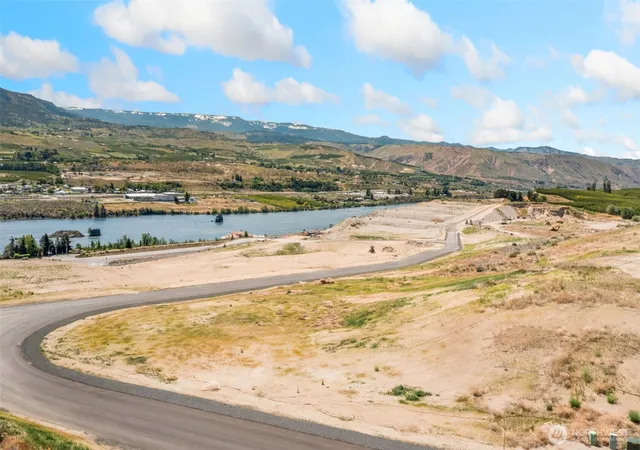 Photo 1 of Land for sale at 146 S Valiant Dr, East Wenatchee, WA 98802 | MLS# NWM2584451 | Listing updated on 2026-09-21