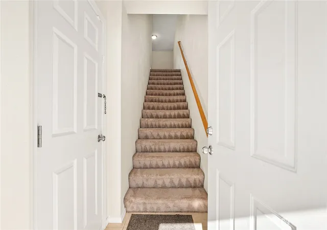 Photo 3 of Townhouse for sale at 5205 Solberg Dr Sw #A, Lakewood, WA 98499 | MLS# NWM2584458 | Listing updated on 2026-09-21