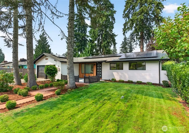 Photo 2 of Single family home for sale at 3035 18th Street Se, Auburn, WA 98092 | MLS# NWM2584461 | Listing updated on 2026-09-25