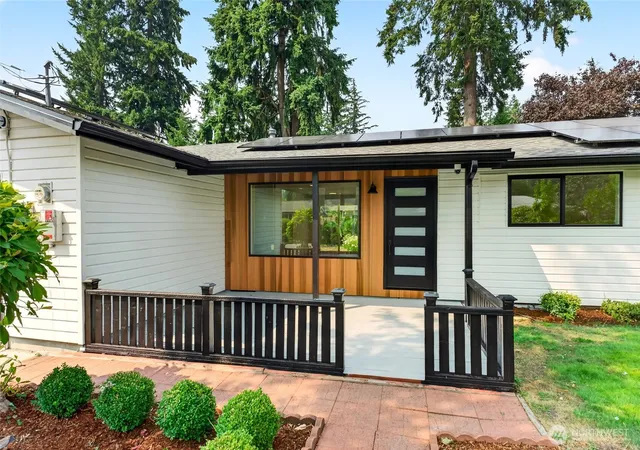 Photo 3 of Single family home for sale at 3035 18th Street Se, Auburn, WA 98092 | MLS# NWM2584461 | Listing updated on 2026-09-25