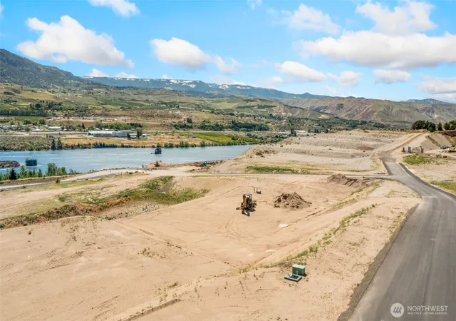 Photo 4 of Land for sale at 167 S Valiant Dr, East Wenatchee, WA 98802 | MLS# NWM2584462 | Listing updated on 2026-09-21