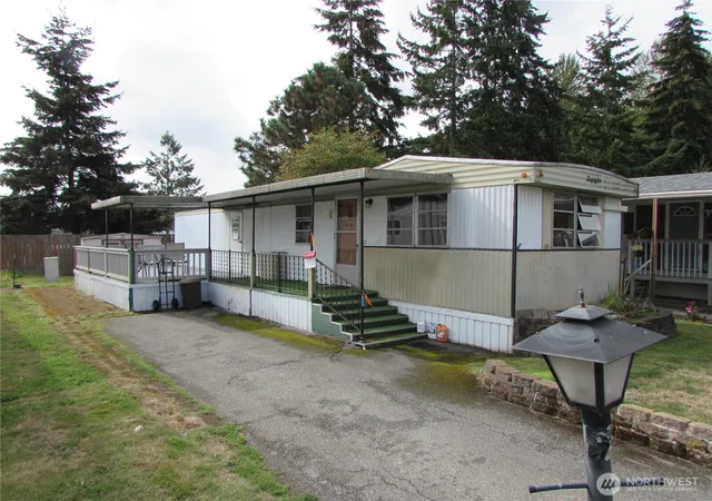 Photo 1 of Manufactured home for sale at 5220 176th Street Sw #28, Lynnwood, WA 98037 | MLS# NWM2584474 | Listing updated on 2026-10-02