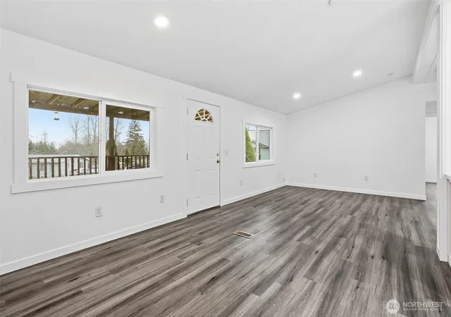 Photo 4 of Manufactured home for sale at 13868 Chain Lake Rd, Monroe, WA 98272 | MLS# NWM2584475 | Listing updated on 2026-10-02