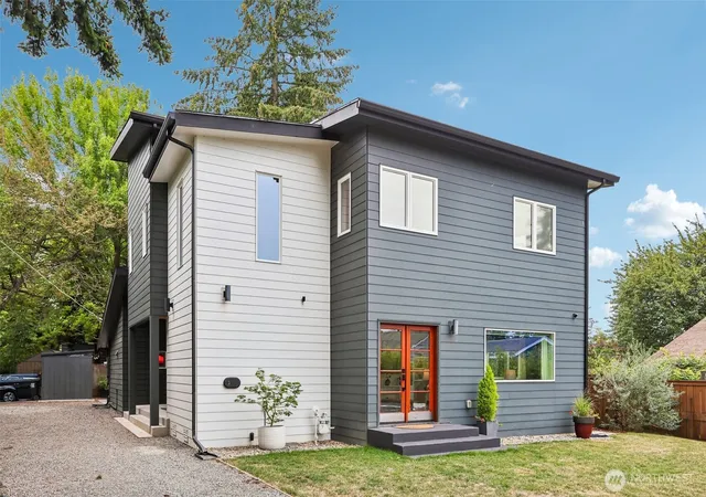 Photo 1 of Single family home for sale at 10030 37th Avenue Sw, Seattle, WA 98146 | MLS# NWM2584480 | Listing updated on 2026-10-01