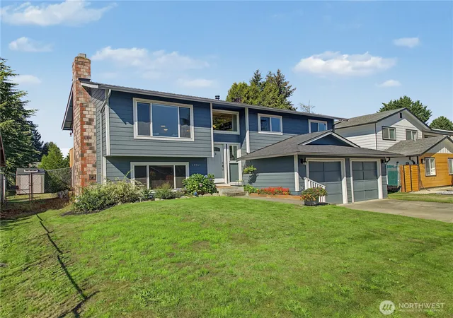 Photo 2 of Single family home for sale at 28907 46th Place S, Auburn, WA 98001 | MLS# NWM2584486 | Listing updated on 2026-09-23