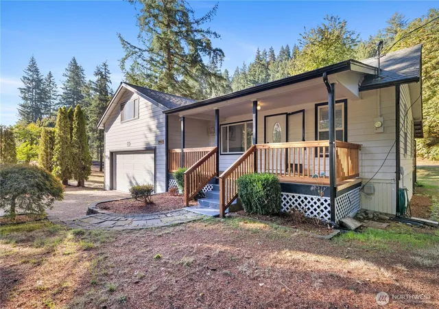 Photo 3 of Single family home for sale at 19827 Renton Maple Valley Rd, Maple Valley, WA 98038 | MLS# NWM2584490 | Listing updated on 2026-09-24