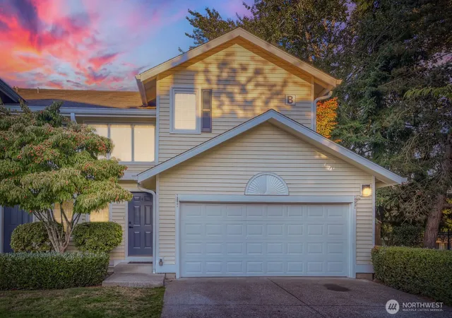 Photo 2 of Condo for sale at 927 132nd Street Sw #B4, Everett, WA 98204 | MLS# NWM2584496 | Listing updated on 2026-10-03
