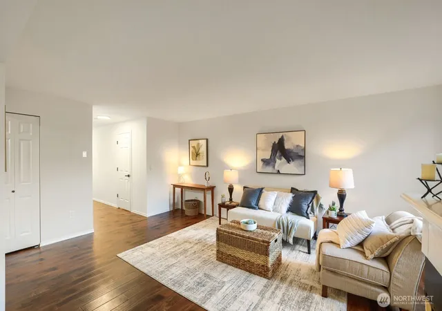 Photo 3 of Condo for sale at 927 132nd Street SW #B4, Everett, WA 98204 | MLS# NWM2584496 | Listing updated on 2026-10-03