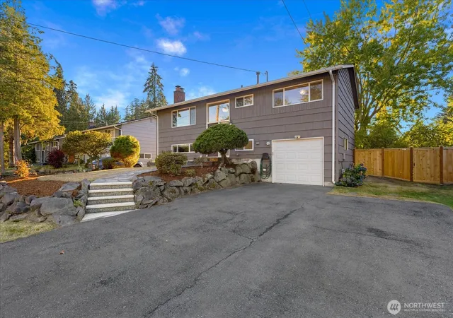 Photo 3 of Sale Pending at 22704 38th Avenue W, Mountlake Terrace, WA 98043 | MLS# NWM2584497 | Listing updated on 2026-09-25