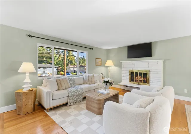 Photo 4 of Sale Pending at 22704 38th Avenue W, Mountlake Terrace, WA 98043 | MLS# NWM2584497 | Listing updated on 2026-09-25