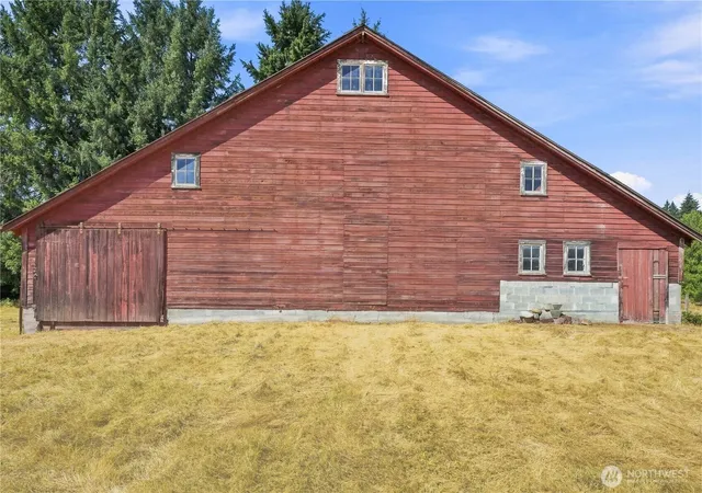 Photo 3 of Single family home for sale at 13714 217th Avenue Se, Issaquah, WA 98027 | MLS# NWM2584512 | Listing updated on 2026-09-18