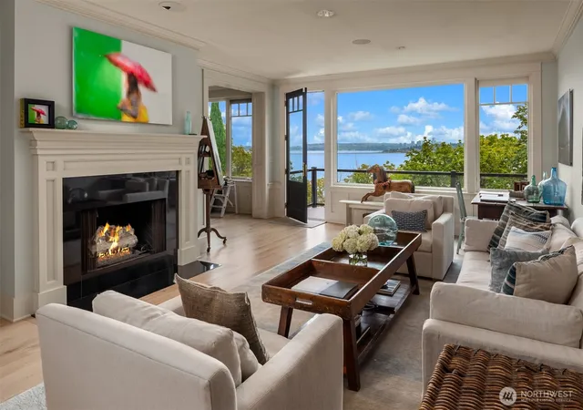 Photo 2 of Mansion for sale at 3140 Lakewood Ave S, Seattle, WA 98144 | MLS# NWM2584513 | Listing updated on 2026-09-30