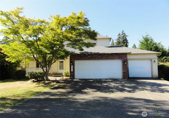 Photo 1 of Single family home for sale at 34231 31st Avenue Sw, Federal Way, WA 98023 | MLS# NWM2584554 | Listing updated on 2026-09-23