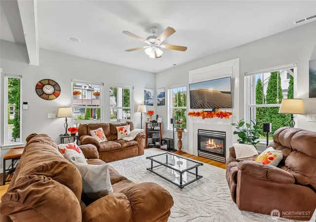 Photo 4 of Single family home for sale at 18052 W Columbia St, Monroe, WA 98272 | MLS# NWM2584564 | Listing updated on 2026-10-02