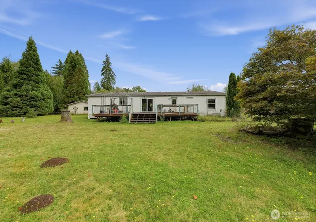 Photo 2 of Single family home for sale at 104 Green Ln, Onalaska, WA 98570 | MLS# NWM2584567 | Listing updated on 2026-09-25