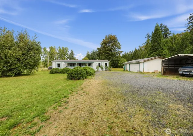 Photo 3 of Single family home for sale at 104 Green Ln, Onalaska, WA 98570 | MLS# NWM2584567 | Listing updated on 2026-09-25