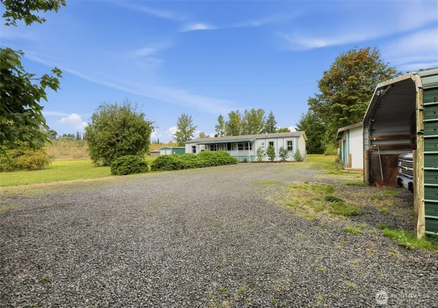 Photo 4 of Single family home for sale at 104 Green Ln, Onalaska, WA 98570 | MLS# NWM2584567 | Listing updated on 2026-09-25