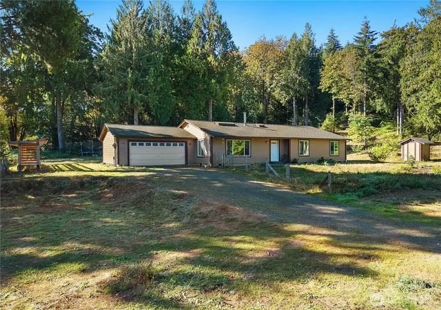 Photo 1 of Single family home for sale at 501 W Bear Trap Blvd, Shelton, WA 98584 | MLS# NWM2584569 | Listing updated on 2026-09-19