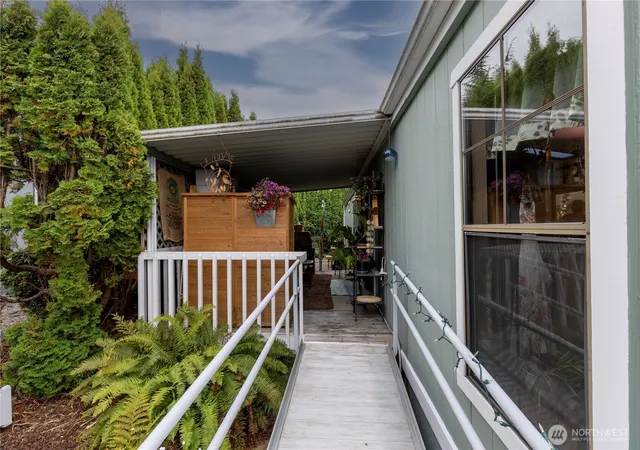 Photo 3 of Manufactured home for sale at 5900 64th Street Ne #169, Marysville, WA 98270 | MLS# NWM2584571 | Listing updated on 2026-10-02
