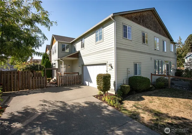 Photo 1 of Townhouse for sale at 2277 Cherry #St, Lynden, WA 98264 | MLS# NWM2584572 | Listing updated on 2026-10-01