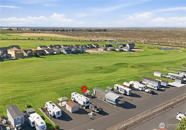 Photo 3 of Manufactured home for sale at 8206 Desert Greens Lp SE, Othello, WA 99344 | MLS# NWM2584577 | Listing updated on 2026-09-19