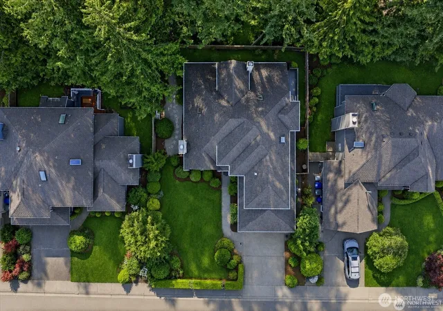 Photo 3 of Single family home for sale at 4649 244th Place Se, Sammamish, WA 98029 | MLS# NWM2584581 | Listing updated on 2026-09-26