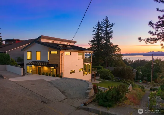 Photo 1 of Single family home for sale at 7602 44th Avenue Sw, Seattle, WA 98136 | MLS# NWM2584587 | Listing updated on 2026-09-29