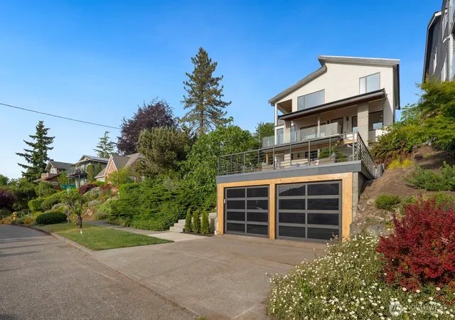 Photo 2 of Single family home for sale at 7602 44th Avenue Sw, Seattle, WA 98136 | MLS# NWM2584587 | Listing updated on 2026-09-29