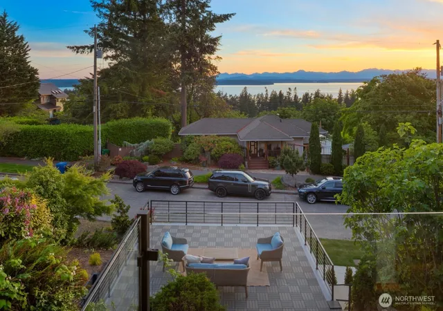 Photo 3 of Single family home for sale at 7602 44th Avenue SW, Seattle, WA 98136 | MLS# NWM2584587 | Listing updated on 2026-09-29