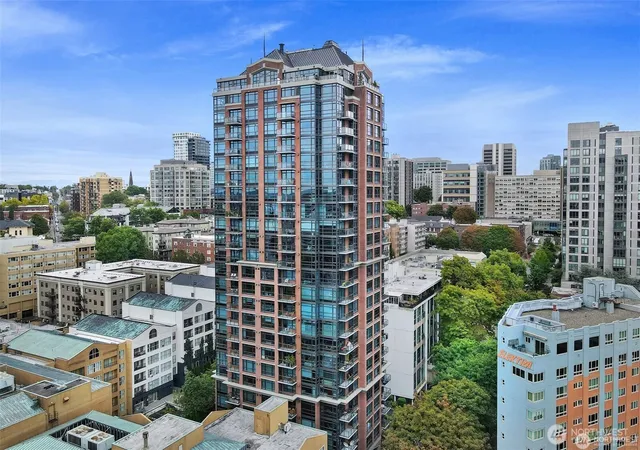 Condo for sale at 1420 Terry Ave #2103, Seattle, WA 98101 | MLS# NWM2584589