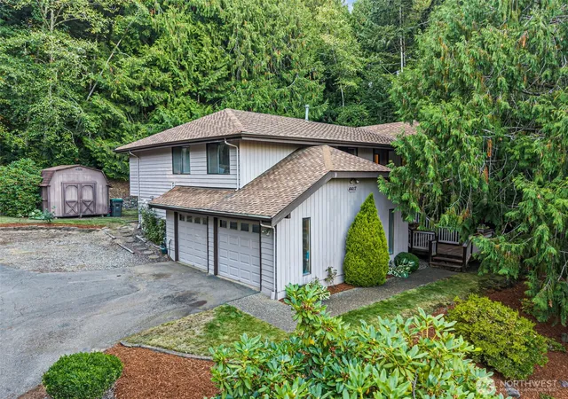 Photo 2 of Single family home for sale at 4417 Nw Cascade St, Silverdale, WA 98383 | MLS# NWM2584603 | Listing updated on 2026-09-21