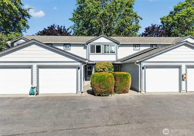 Photo 1 of Sale Pending at 10915 E 62nd Street, Puyallup, WA 98372 | MLS# NWM2584607 | Listing updated on 2026-09-29