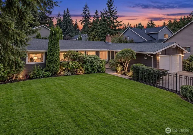 Condo for sale at 2526 204th Street SW, Lynnwood, WA 98036 | MLS# NWM2584621