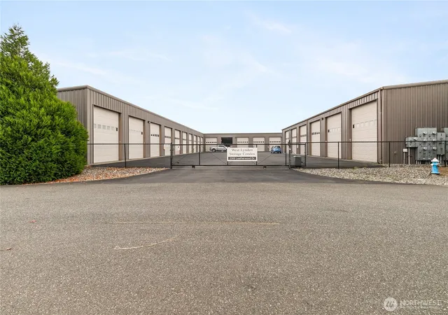 Condo for sale at 2305 Leatherwood Dr #2, Lynden, WA 98264 | MLS# NWM2584630
