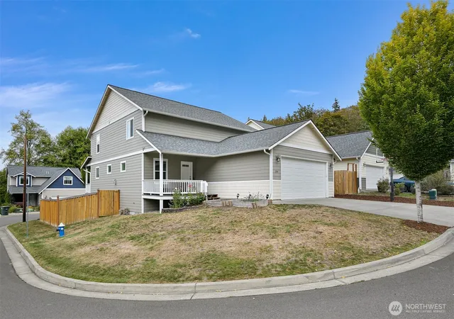 Photo 4 of Single family home for sale at 256 Whitetail Loop, Blaine, WA 98230 | MLS# NWM2584631 | Listing updated on 2026-09-27