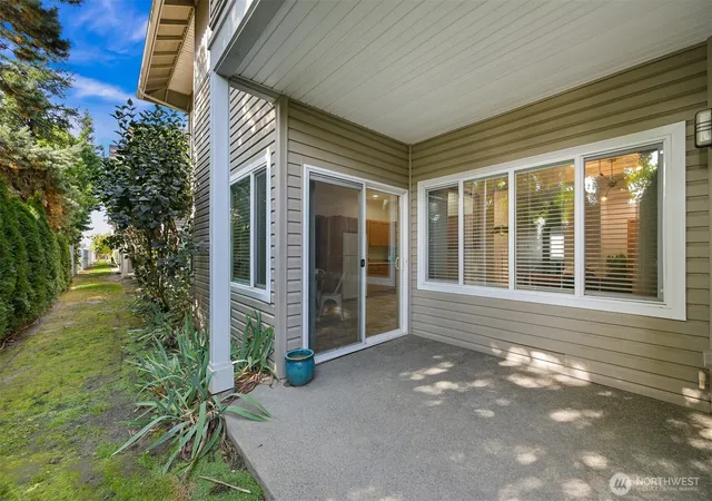 Photo 2 of Condo for sale at 1305 Boon St #114, Sumas, WA 98295 | MLS# NWM2584633 | Listing updated on 2026-09-24