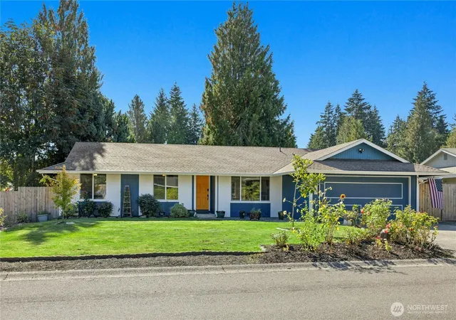 Photo 1 of Single family home for sale at 209 Ne Mulberry Ln, Bremerton, WA 98311 | MLS# NWM2584653 | Listing updated on 2026-10-03