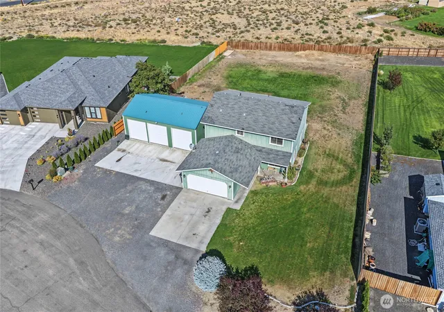 Photo 36 of Single family home for sale at 2033 Rd H2 NE, Moses Lake, WA 98837 | MLS# NWM2584656 | Listing updated on 2026-09-22