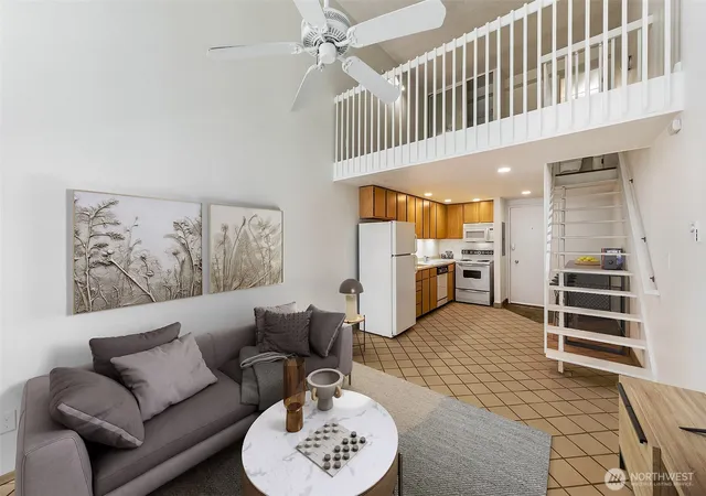 Photo 4 of Condo for sale at 1000 Union St #412, Seattle, WA 98101 | MLS# NWM2584660 | Listing updated on 2026-09-30