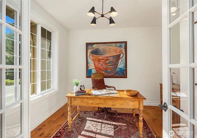 Photo 4 of Single family home for sale at 12022 NE 97th Street, Kirkland, WA 98033 | MLS# NWM2584668 | Listing updated on 2026-09-25