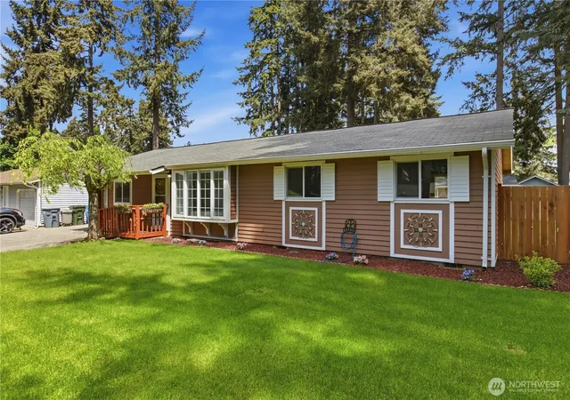 Photo 2 of Single family home for sale at 12601 105th Avenue Ct E, Puyallup, WA 98374 | MLS# NWM2584681 | Listing updated on 2026-09-27