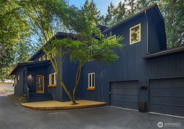 Photo 1 of Single family home for sale at 9565 Ne Daniel Ct, Bainbridge Island, WA 98110 | MLS# NWM2584714 | Listing updated on 2026-09-30