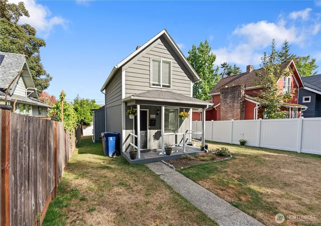 Photo 2 of Single family home for sale at 4121 S J St, Tacoma, WA 98418 | MLS# NWM2584717 | Listing updated on 2026-09-25