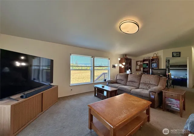 Photo 4 of Manufactured home for sale at 451 Green Mountain Rd, Mossyrock, WA 98564 | MLS# NWM2584721 | Listing updated on 2026-09-22