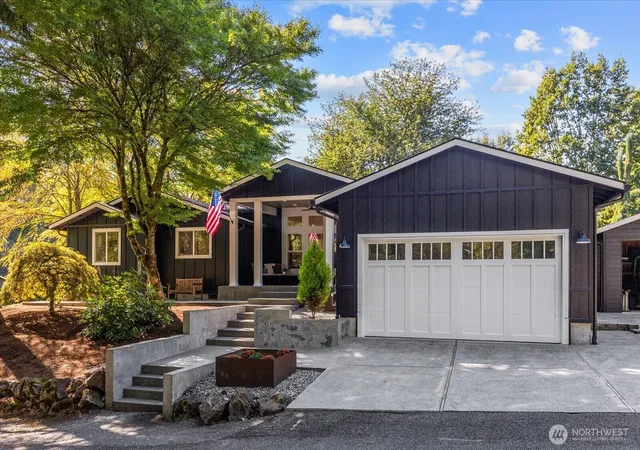 Photo 1 of Single family home for sale at 18607 165th Avenue Ne, Woodinville, WA 98072 | MLS# NWM2584738 | Listing updated on 2026-10-02