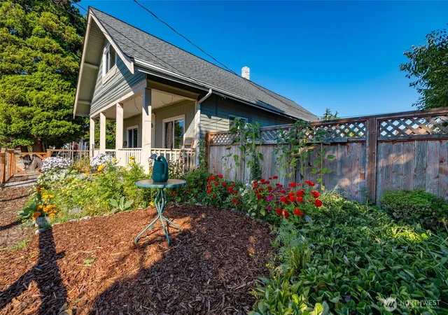 Photo 3 of Single family home for sale at 1616 12th Street, Anacortes, WA 98221 | MLS# NWM2584748 | Listing updated on 2026-10-01