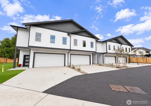 Photo 1 of Townhouse for sale at 7919 Jensen Farm Ln, Arlington, WA 98223 | MLS# NWM2584753 | Listing updated on 2026-10-02