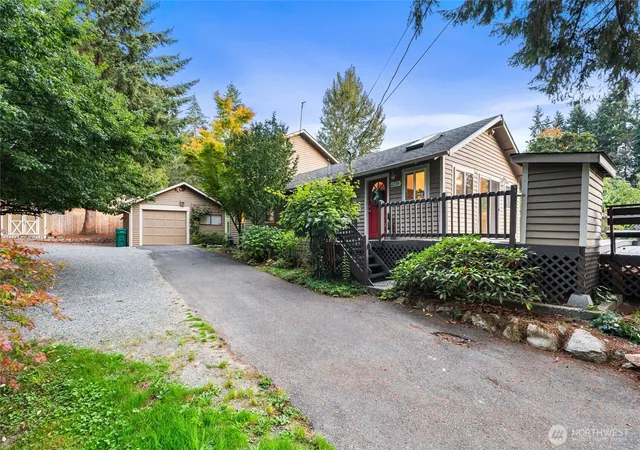 Photo 1 of Single family home for sale at 1228 S Lake Stickney Dr, Lynnwood, WA 98087 | MLS# NWM2584754 | Listing updated on 2026-10-02