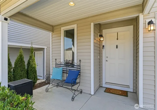 Photo 1 of Single family home for sale at 7142 42nd Place Ne, Marysville, WA 98270 | MLS# NWM2584762 | Listing updated on 2026-09-21